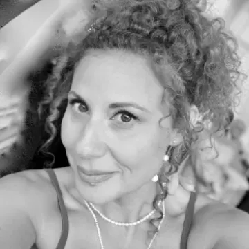 Simona Iacovazzo, Associato Junior APHSI